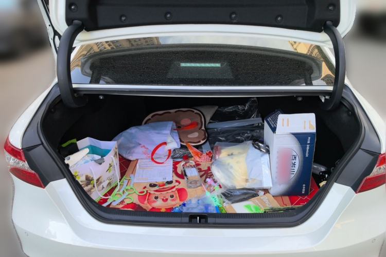 Used Toyota Camry 2021 2.0G Luxury Edition Trunk