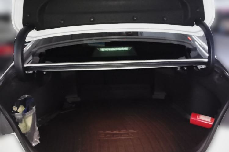 Used Toyota Camry 2021 2.0G Luxury Edition Trunk