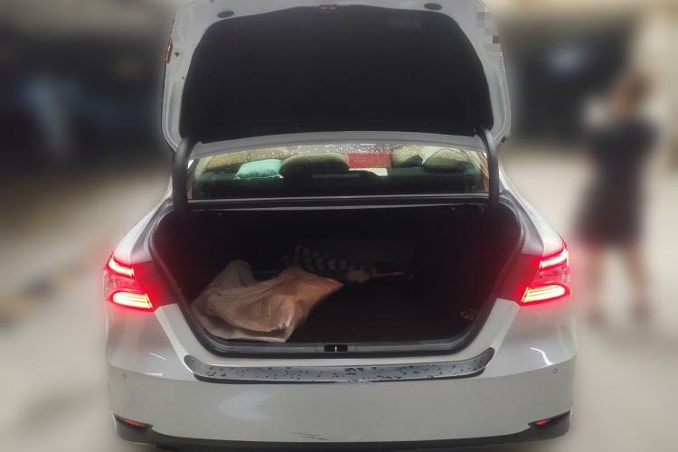 Used Toyota Camry 2021 Dual-Motor 2.5HG Luxury Edition Trunk