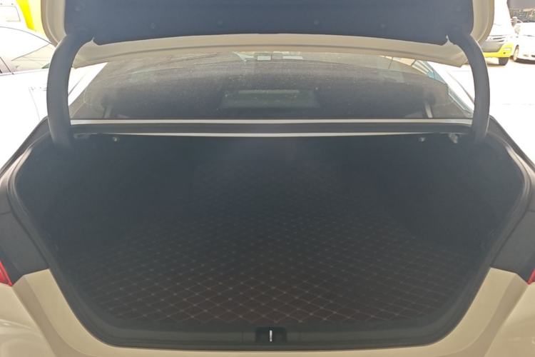 Used Toyota Camry 2021 Dual-Motor 2.5HG Luxury Edition Trunk