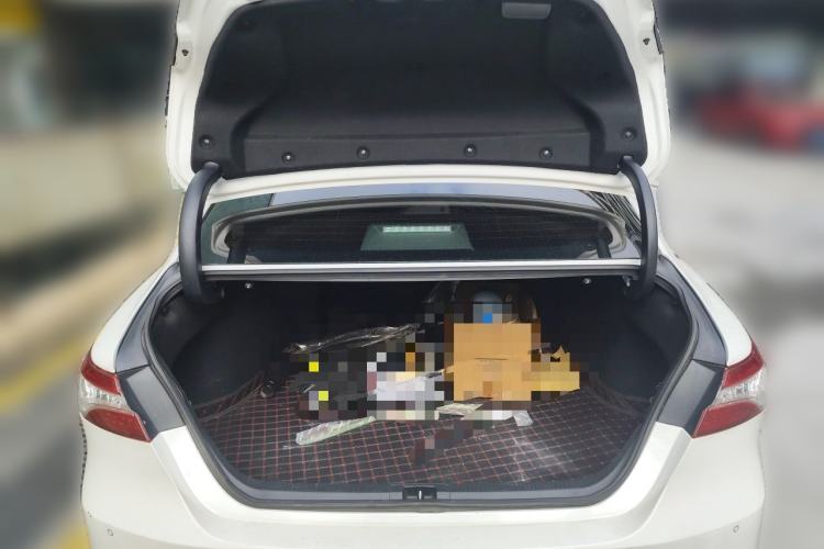 Used Toyota Camry 2021 2.5G Luxury Edition Trunk