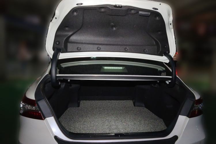 Used Toyota Camry 2021 2.0G Luxury Edition Trunk