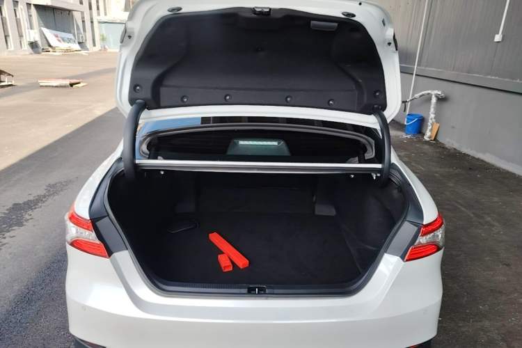 Used Toyota Camry 2021 Dual-Motor 2.5HG Luxury Edition Trunk