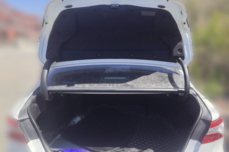 Used Toyota Camry 2021 2.0G Luxury Edition Trunk
