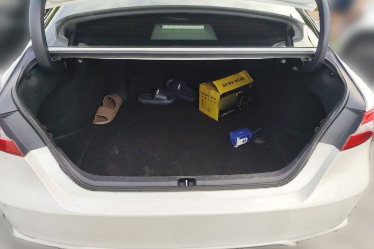 Used Toyota Camry 2021 2.0S FENGSHANG Edition Trunk
