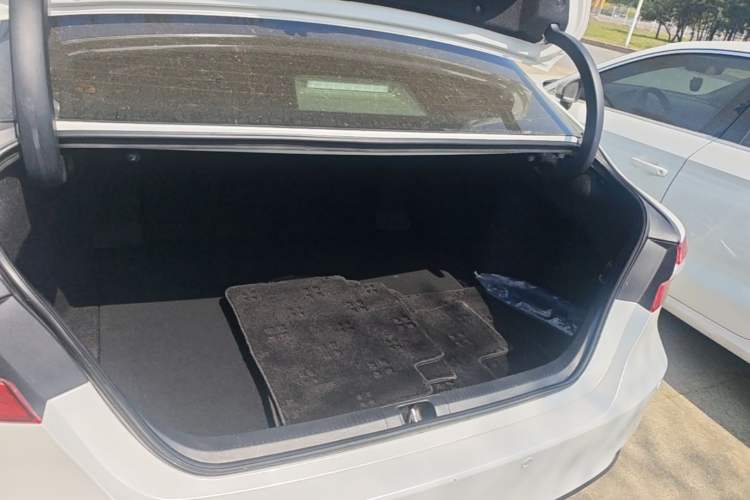 Used Toyota Camry 2021 Dual-Motor 2.5 HGVP Leading Edition Trunk