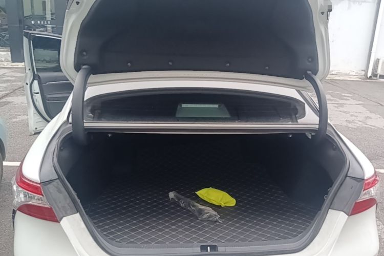 Used Toyota Camry 2021 2.5S Fēngshàng Edition Trunk