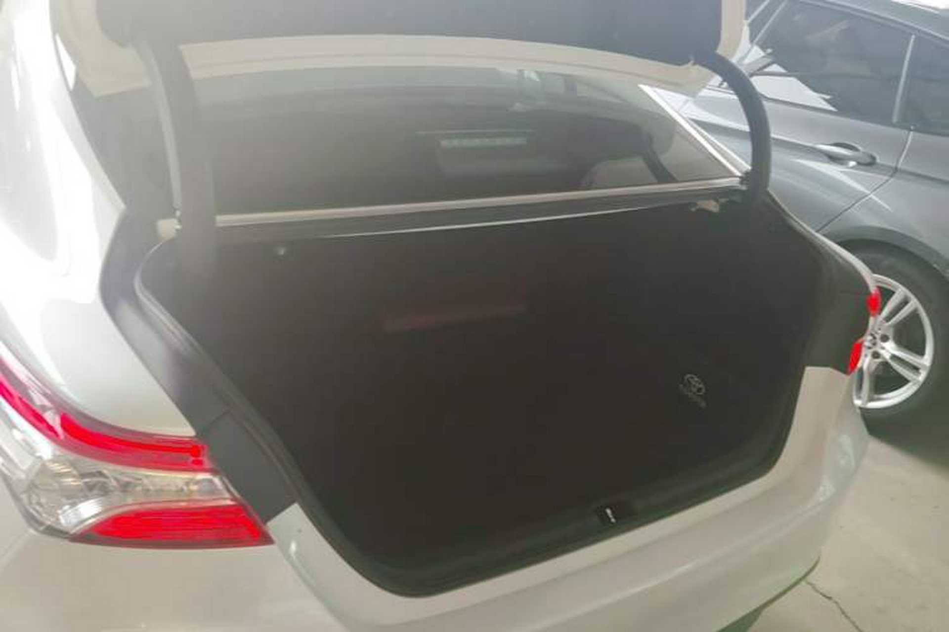 Used Toyota Camry 2021 2.0G Luxury Edition Trunk