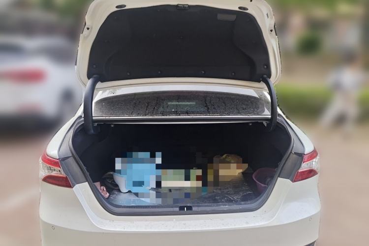 Used Toyota Camry 2021 2.5G Luxury Edition Trunk