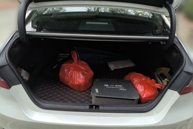 Used Toyota Camry 2021 2.0G Luxury Edition Trunk