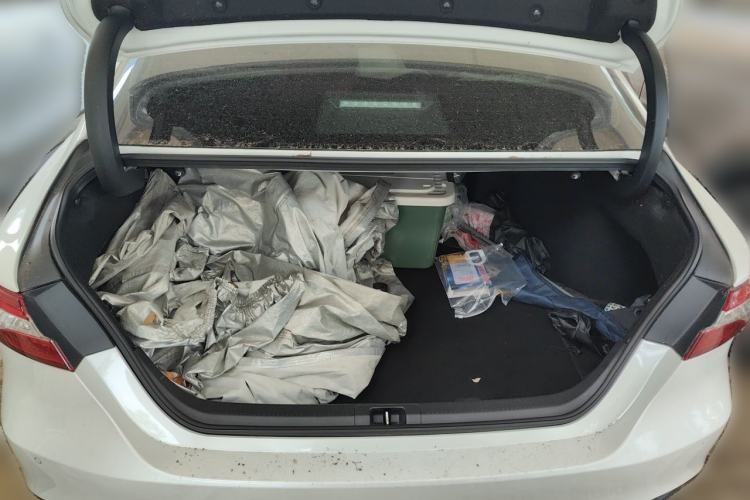 Used Toyota Camry 2021 2.0G Luxury Edition Trunk