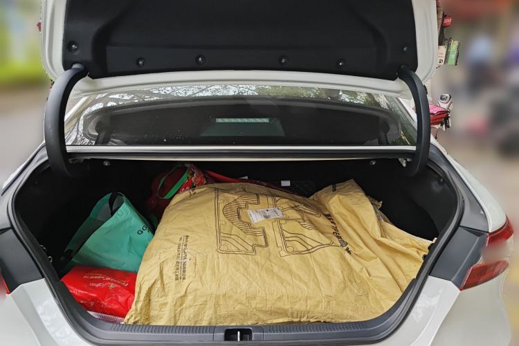 Used Toyota Camry 2021 2.0G Luxury Edition Trunk