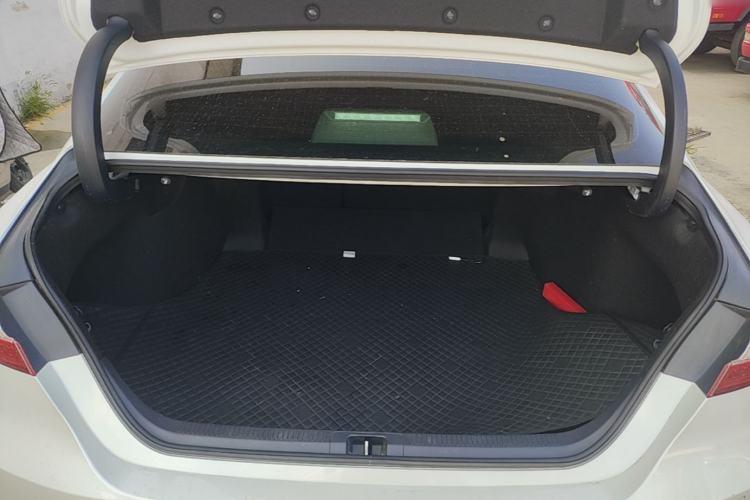Used Toyota Camry 2021 2.5G Luxury Edition Trunk