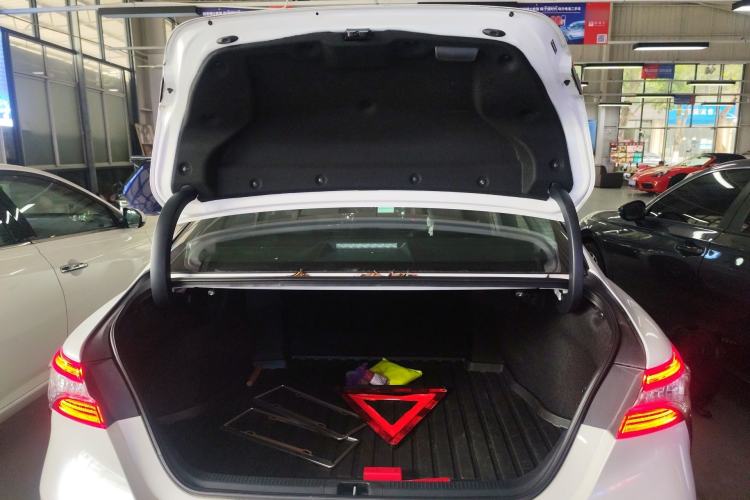 Used Toyota Camry 2021 2.0S FENGSHANG Edition Trunk