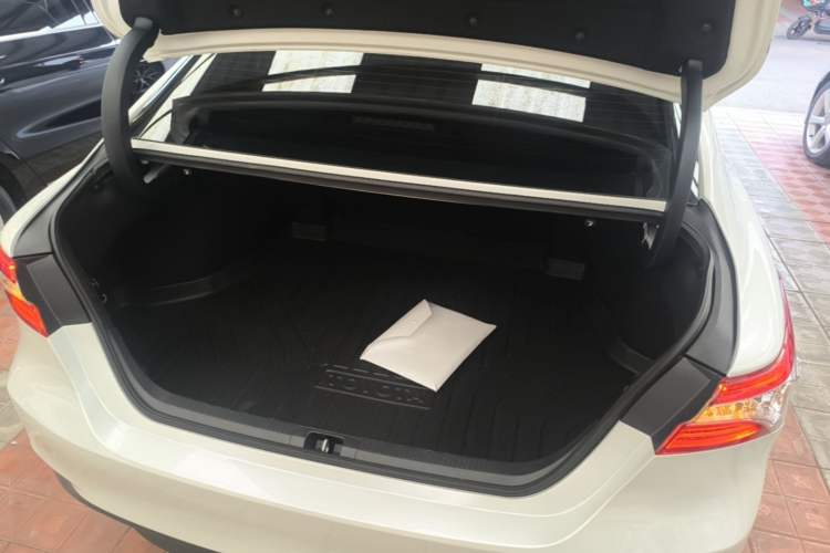 Used Toyota Camry 2021 Dual-Motor 2.5HG Luxury Edition Trunk