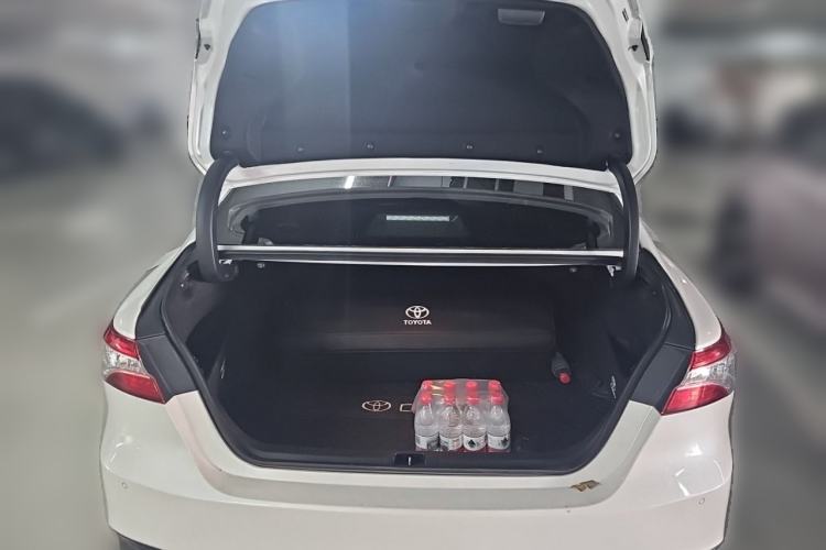 Used Toyota Camry 2021 2.5G Luxury Edition Trunk