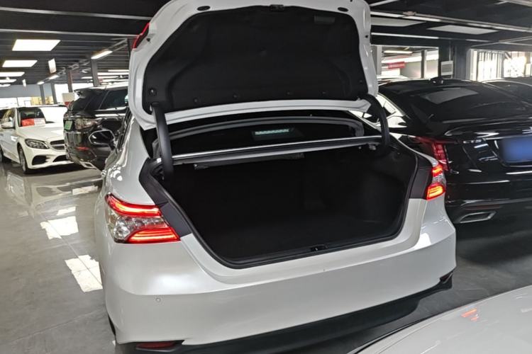 Used Toyota Camry 2021 Dual-Motor 2.5HG Luxury Edition Trunk