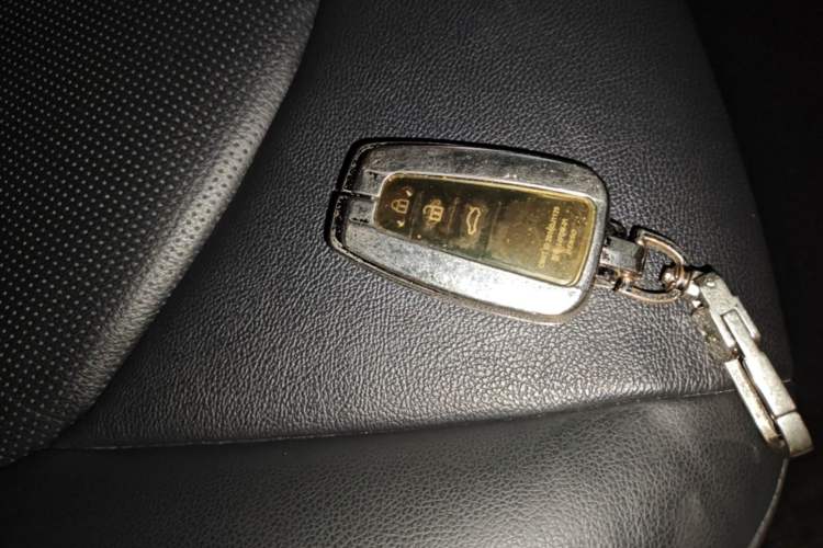 Used Toyota Camry 2021 2.0G Luxury Edition Vehicle Key