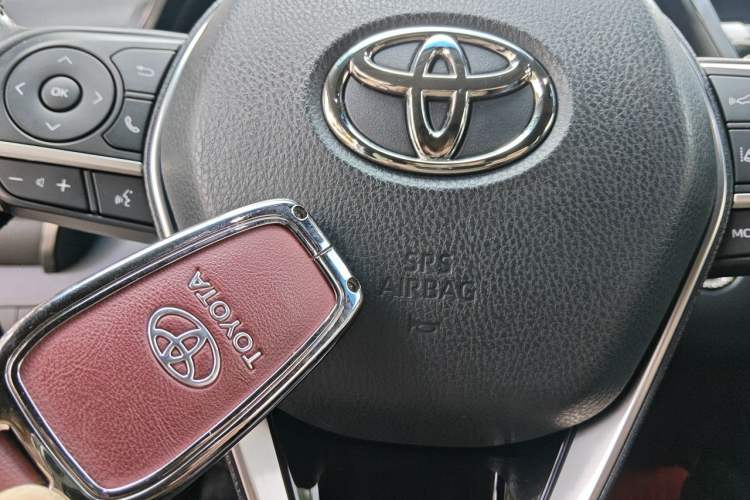 Used Toyota Camry 2021 2.5G Luxury Edition Vehicle Key