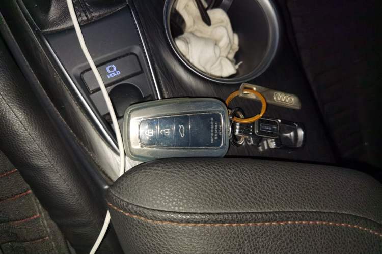 Used Toyota Camry 2021 2.0G Luxury Edition Vehicle Key