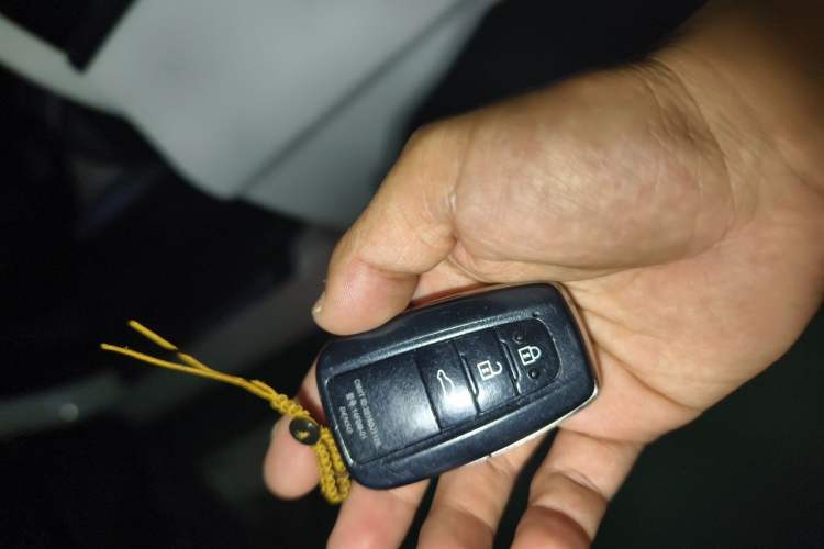 Used Toyota Camry 2021 Dual-Motor 2.5HG Luxury Edition Vehicle Key