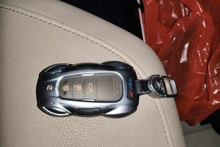 Used Toyota Camry 2021 Dual-Motor 2.5 HGVP Leading Edition Vehicle Key