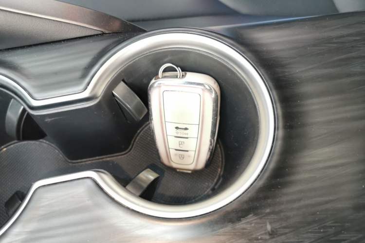 Used Toyota Camry 2021 2.0G Luxury Edition Vehicle Key