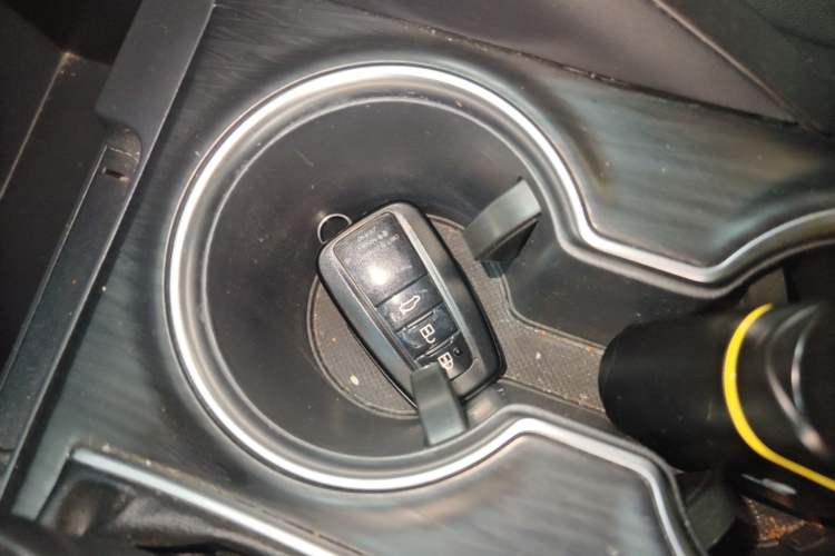 Used Toyota Camry 2021 2.5G Luxury Edition Vehicle Key