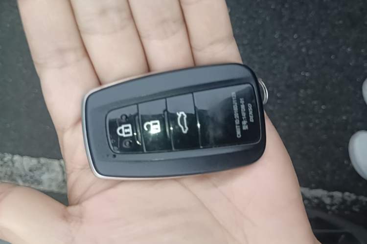 Used Toyota Camry 2021 2.5S Fēngshàng Edition Vehicle Key