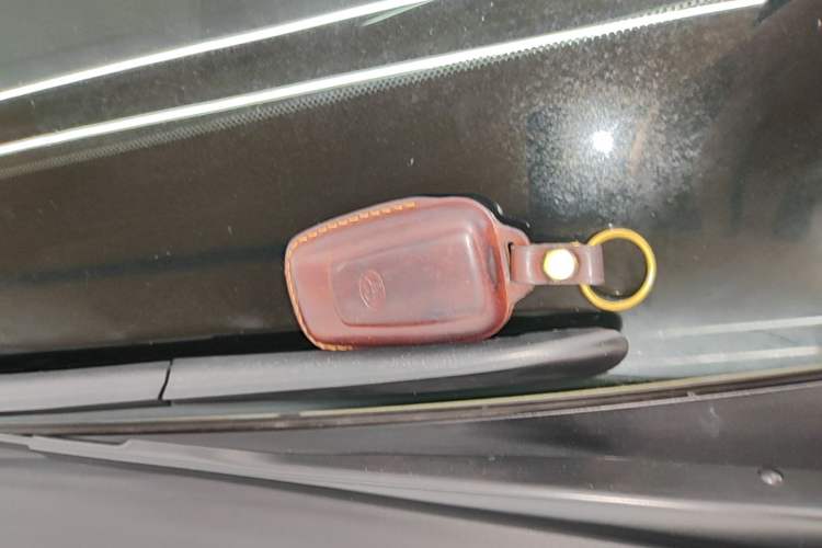 Used Toyota Camry 2021 2.5G Luxury Edition Vehicle Key