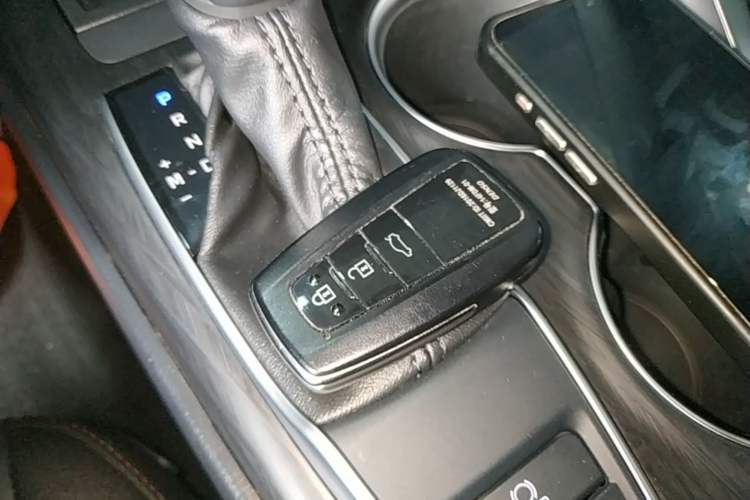 Used Toyota Camry 2021 2.0G Luxury Edition Vehicle Key