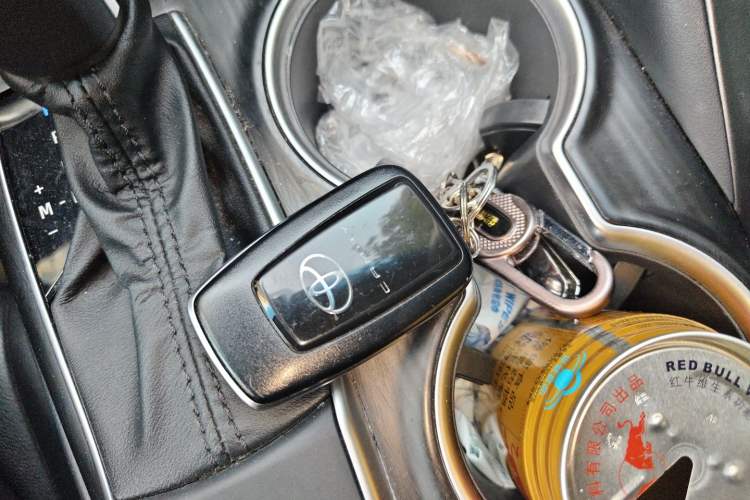 Used Toyota Camry 2021 2.0G Luxury Edition Vehicle Key