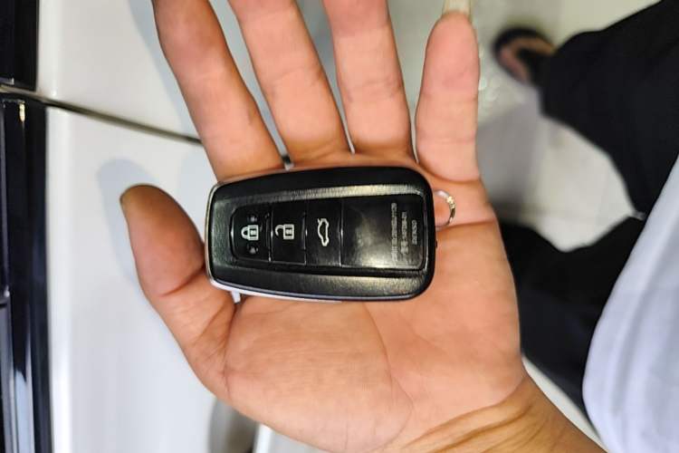 Used Toyota Camry 2021 Dual-Motor 2.5HS Fēngshàng Edition Vehicle Key