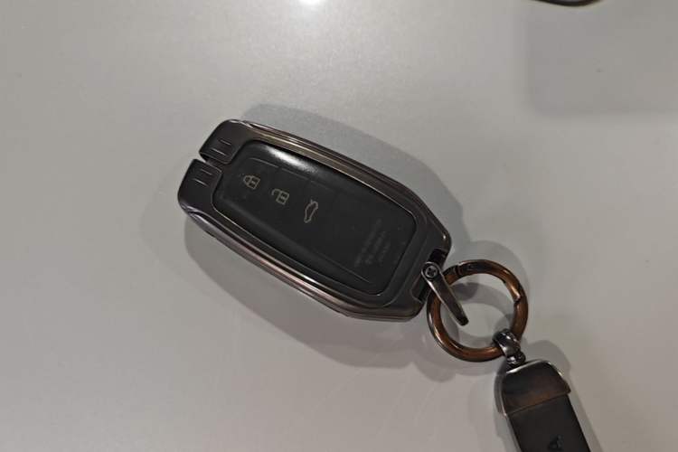 Used Toyota Camry 2021 2.0G Luxury Edition Vehicle Key