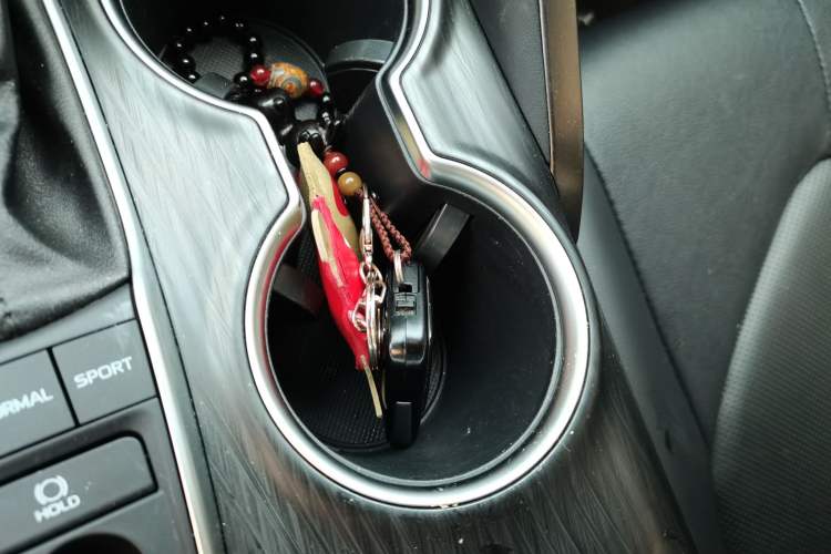Used Toyota Camry 2021 2.5G Luxury Edition Vehicle Key