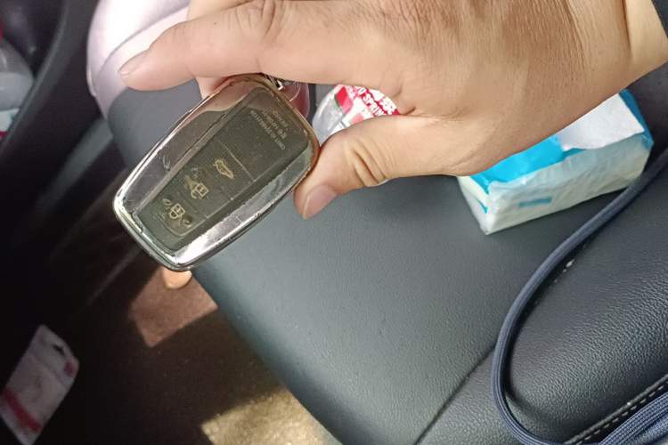 Used Toyota Camry 2021 2.0S FENGSHANG Edition Vehicle Key