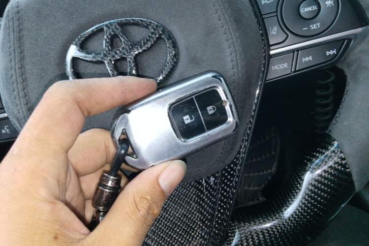 Used Toyota Camry 2021 2.5S Fēngshàng Edition Vehicle Key