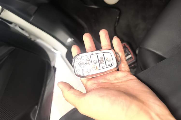 Used Toyota Camry 2021 Dual-Motor 2.5HG Luxury Edition Vehicle Key