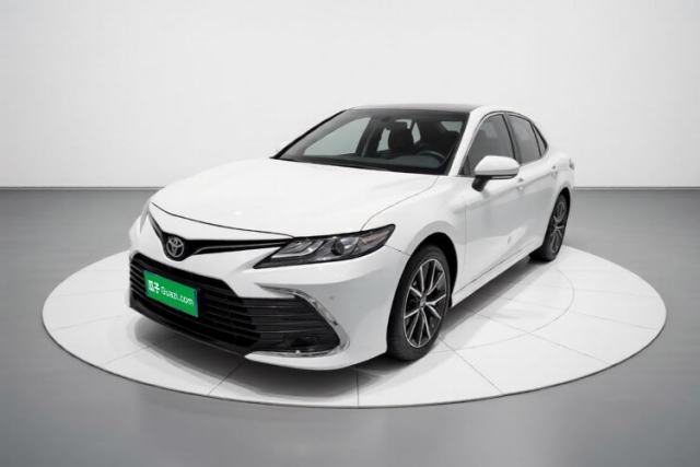 Ojetý Toyota Camry 2021 Dual-Motor 2.5HG Luxury Edition