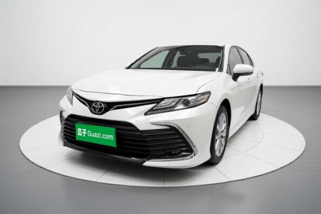 Ojetý Toyota Camry 2021 2.0G Luxury Edition