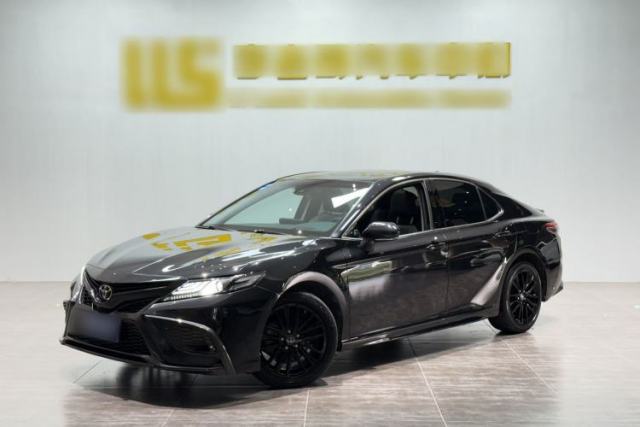 Ojetý Toyota Camry 2022 2.5S Knight Edition