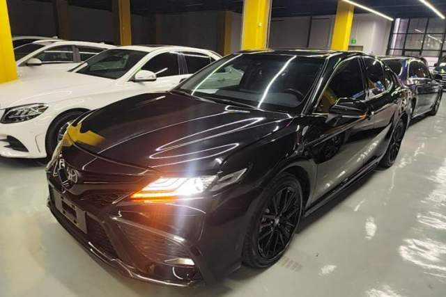 Used Toyota Camry 2022 2.0S Knight Edition