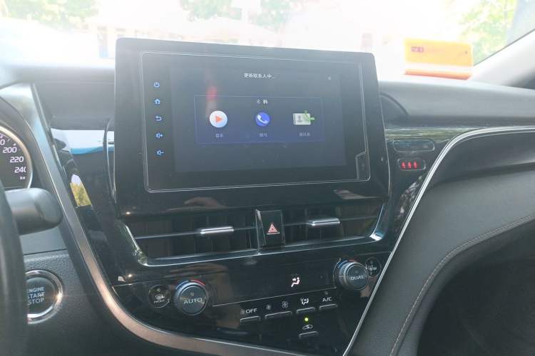 Used Toyota Camry 2022 2.0GVP Premier Edition Audio And AC Panel