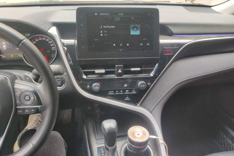 Used Toyota Camry 2022 2.0S Knight Edition Audio And AC Panel