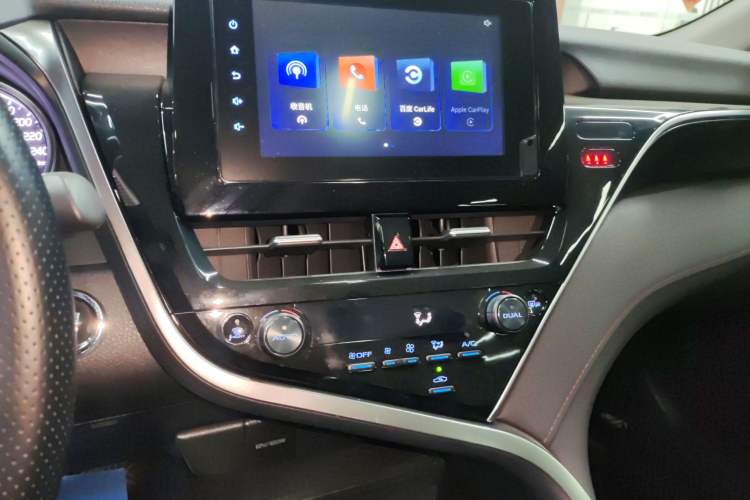 Used Toyota Camry 2022 2.0GVP Premier Edition Audio And AC Panel