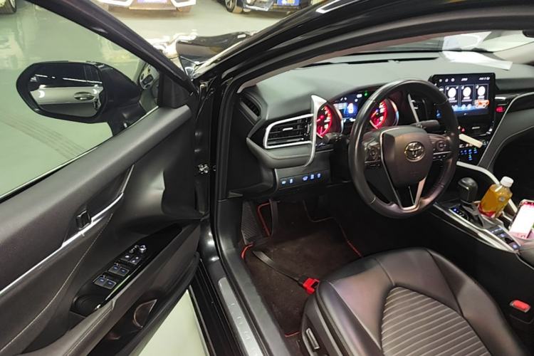 Used Toyota Camry 2022 2.0S Knight Edition Driver Seat