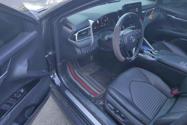 Used Toyota Camry 2022 2.5S Knight Edition Driver Seat