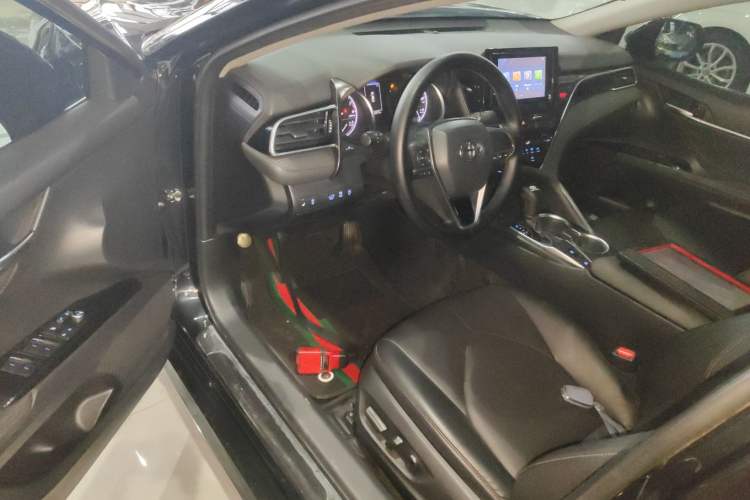 Used Toyota Camry 2022 2.0GVP Premier Edition Driver Seat