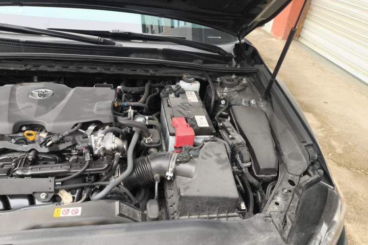 Used Toyota Camry  Engine Bay Left