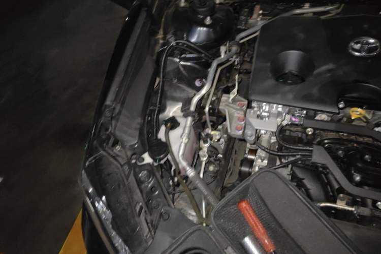Used Toyota Camry 2022 2.0GVP Premier Edition Engine Bay Right